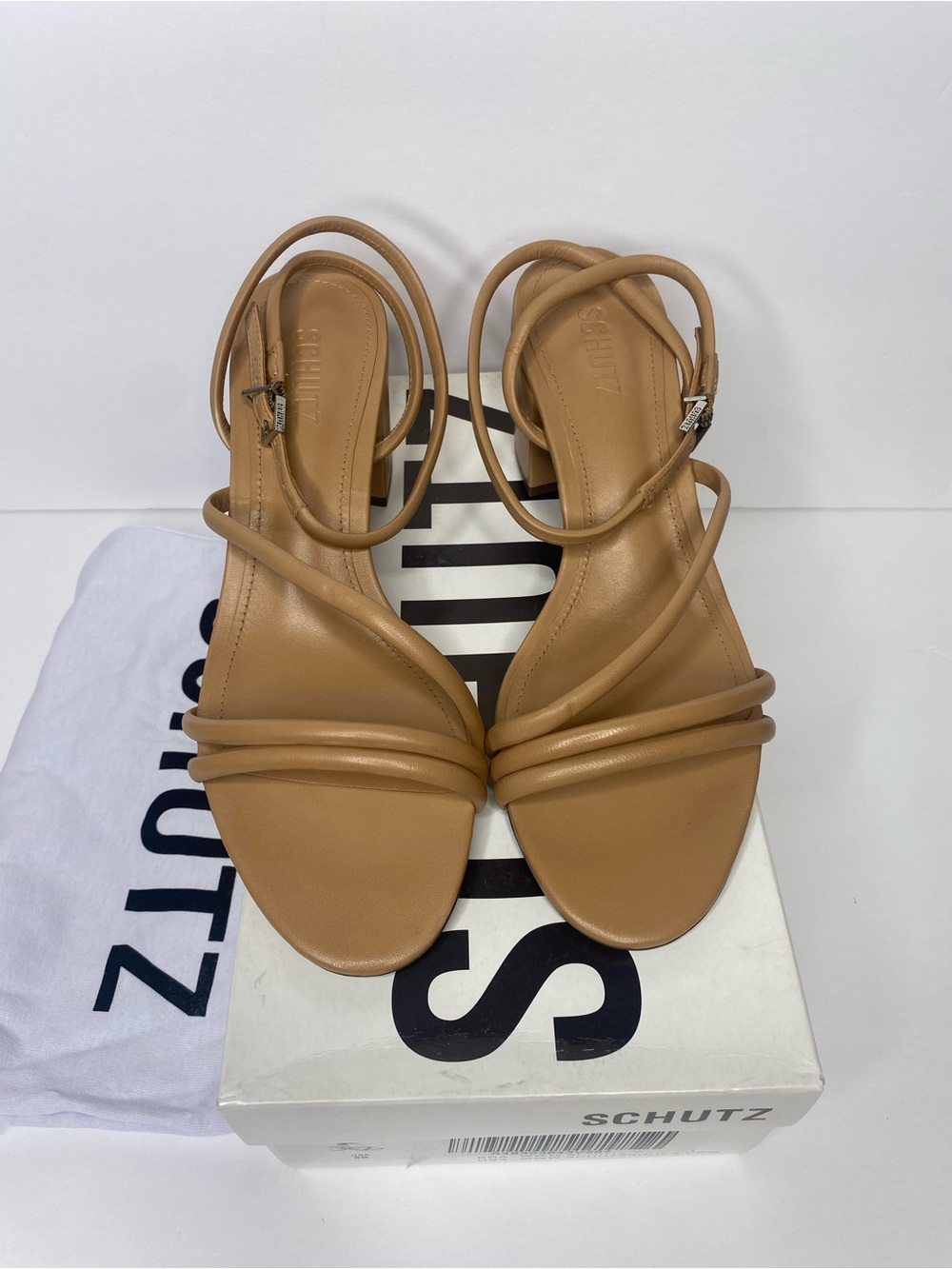 Schutz Aiyra Mid Block Heel Sandals – Size 8 – Beige 🤎